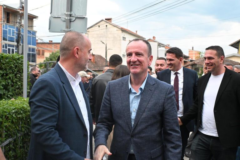 Aleanca për Shqiptarët drejt daljes nga qeveria për shkak të margjinalizimit të shqiptarëve