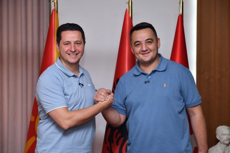 Valdet Xhaferi me porosi nga Gostivari: “Bashkë për Misionin e Tetorit”