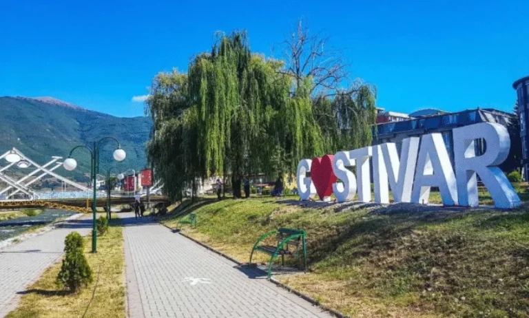 Mërgimtarët po sjellin gjithnjë e më pak kursime në vendlindje