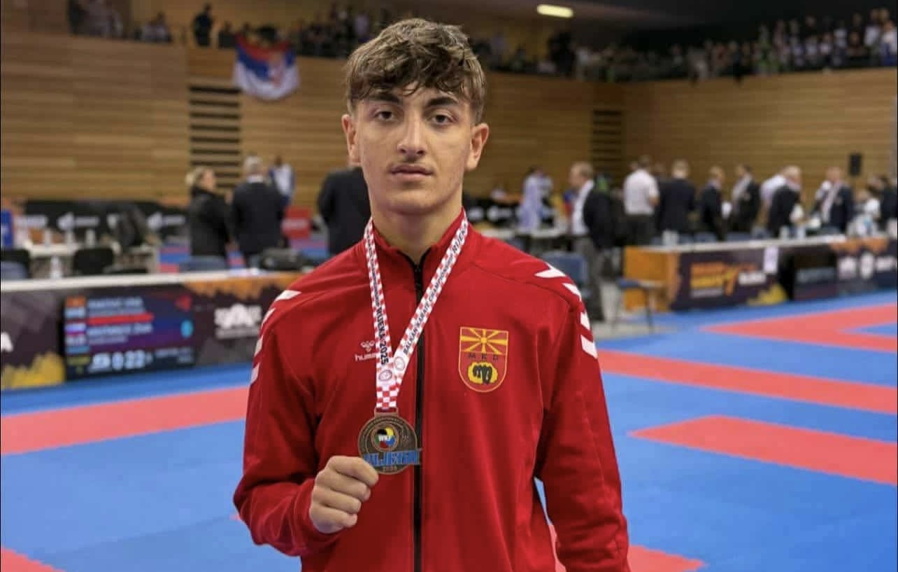 Vijojnë sukseset e karateistit Isa Elmazi  Vend i parë në Ligën Botërore në Itali
