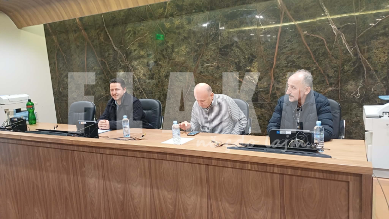 Limani dhe Bejta shtrënguan duart, u zotuan për zgjedhje fer dhe demokratike