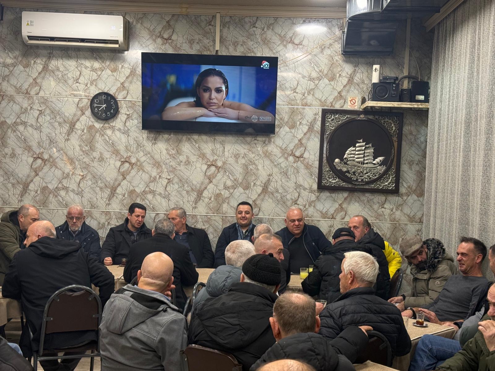 Valbon Limani prezanton vizionin për Gostivarin në Banjicë, i pranishëm edhe Valdet Xhaferi