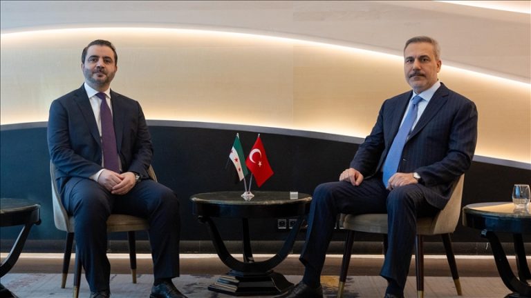Turqia dhe Siria diskutojnë krizën në Halep pas sulmeve të YPG/SDF