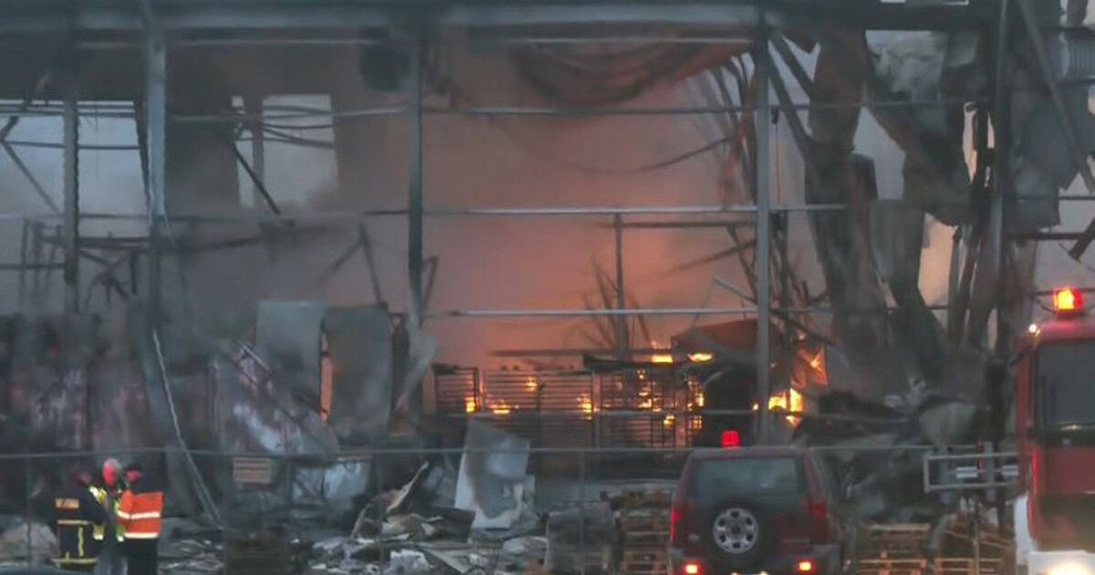 Zjarr tragjik në fabrikë ushqimore në Greqi, 3 viktima