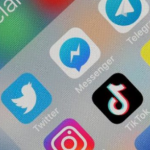 Studimi: 77% e të rinjve italianë ndihen të varur nga pajisjet dixhitale