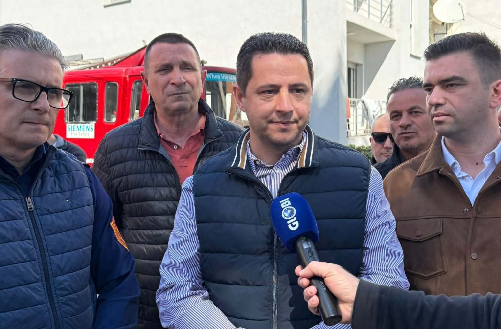 Rritje historike për zjarrfikësit në Gostivar – paga dhe benefite më të larta