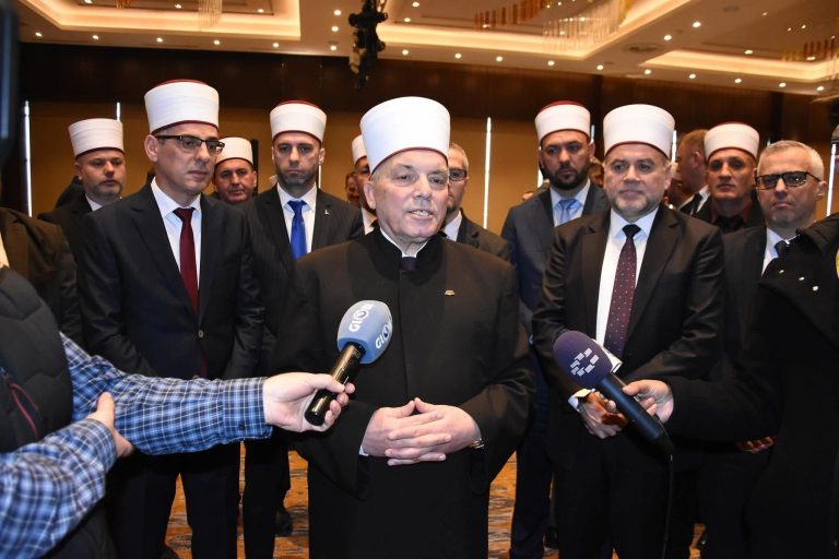 Zendeli nga samiti në Shkup: Bashkëpunimi ndërmjet bashkësive islame, kyç për sfidat e kohës