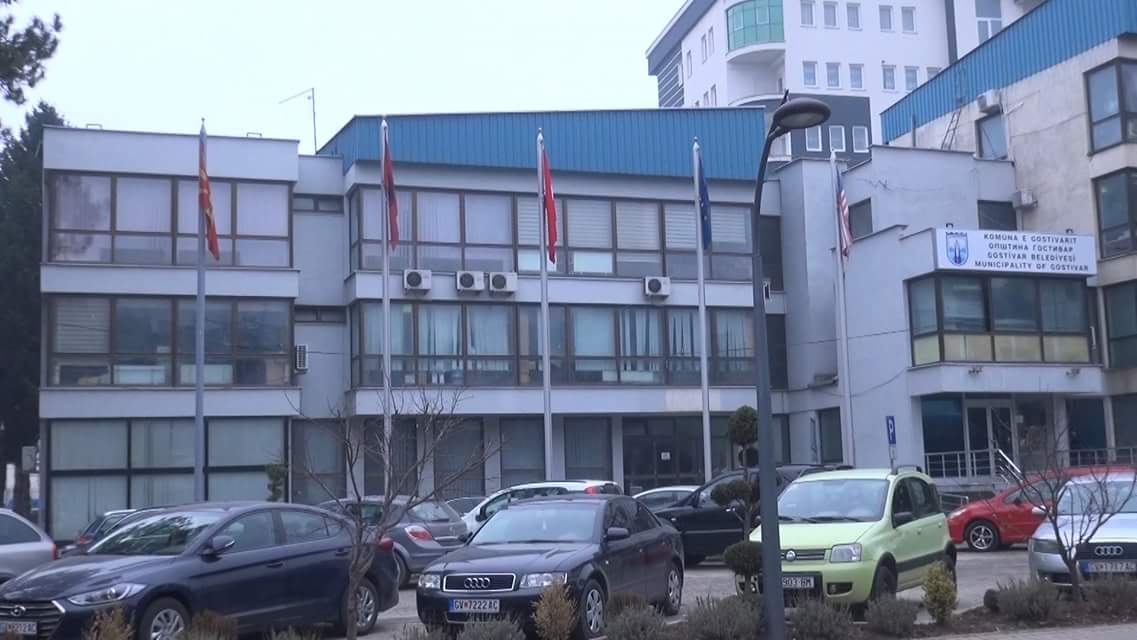 Komuna e Gostivarit shlyen tërësisht regresin për mësimdhënësit